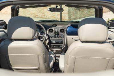 2005 Chrysler PT CRUISER  LIMITED 2.4 L CABRIOLET