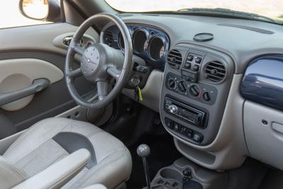 2005 Chrysler PT CRUISER  LIMITED 2.4 L CABRIOLET