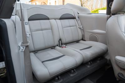 2005 Chrysler PT CRUISER  LIMITED 2.4 L CABRIOLET