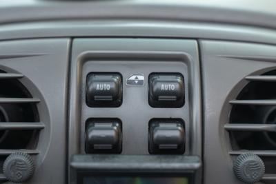 2005 Chrysler PT CRUISER  LIMITED 2.4 L CABRIOLET