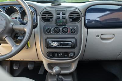 2005 Chrysler PT CRUISER  LIMITED 2.4 L CABRIOLET