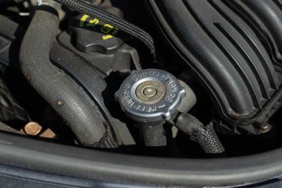 2005 Chrysler PT CRUISER  LIMITED 2.4 L CABRIOLET