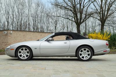 2000 Jaguar XK8 SPIDER
