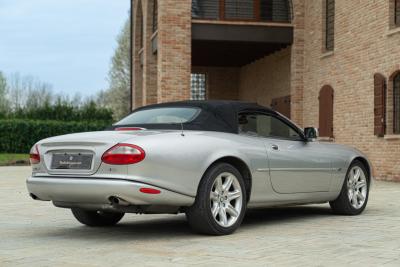 2000 Jaguar XK8 SPIDER
