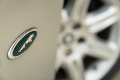 2000 Jaguar XK8 SPIDER