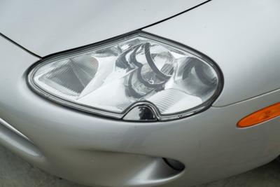 2000 Jaguar XK8 SPIDER