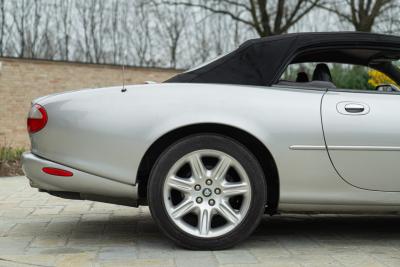 2000 Jaguar XK8 SPIDER