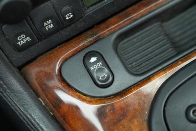 2000 Jaguar XK8 SPIDER