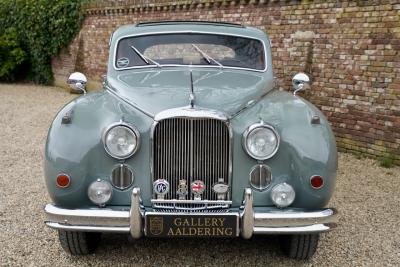 1959 Jaguar MK IX Saloon