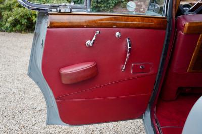 1959 Jaguar MK IX Saloon