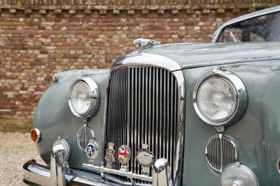 1959 Jaguar MK IX Saloon