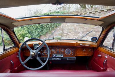 1959 Jaguar MK IX Saloon