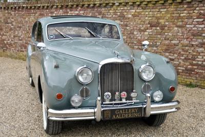 1959 Jaguar MK IX Saloon