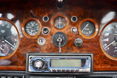 1959 Jaguar MK IX Saloon