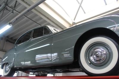 1959 Jaguar MK IX Saloon