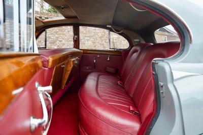 1959 Jaguar MK IX Saloon