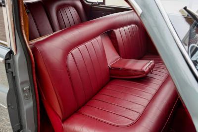 1959 Jaguar MK IX Saloon