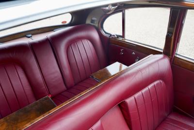 1959 Jaguar MK IX Saloon