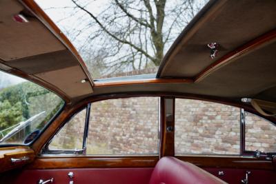 1959 Jaguar MK IX Saloon