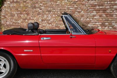 1990 Alfa Romeo Spider 2.0 Aerodynamica