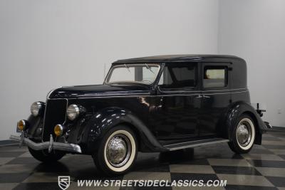 1936 Cunningham Town Car