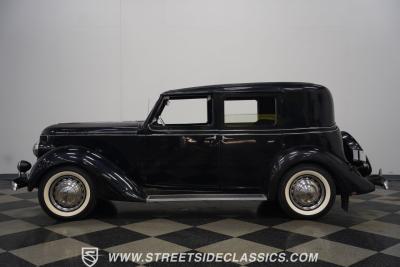 1936 Cunningham Town Car
