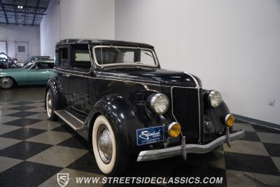 1936 Cunningham Town Car