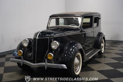 1936 Cunningham Town Car