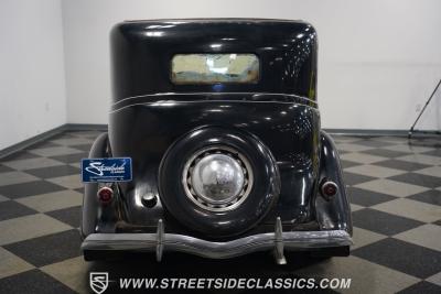 1936 Cunningham Town Car