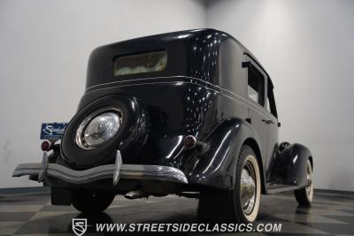 1936 Cunningham Town Car