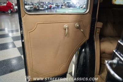 1936 Cunningham Town Car