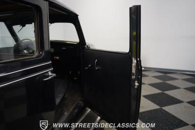 1936 Cunningham Town Car