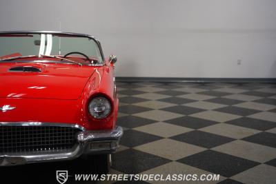 1957 Ford Thunderbird