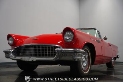 1957 Ford Thunderbird