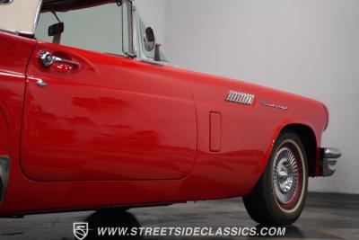 1957 Ford Thunderbird