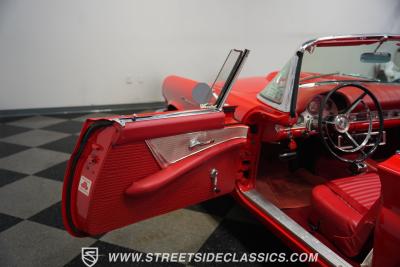 1957 Ford Thunderbird