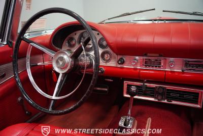 1957 Ford Thunderbird