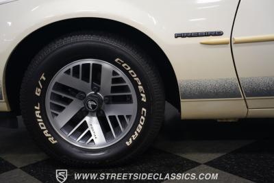 1990 Pontiac Firebird