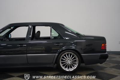 1993 Mercedes - Benz 500E