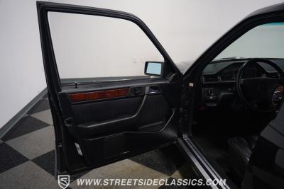 1993 Mercedes - Benz 500E