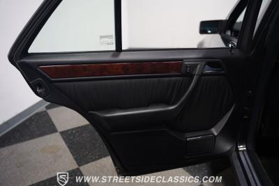 1993 Mercedes - Benz 500E