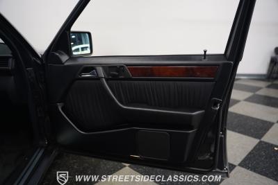 1993 Mercedes - Benz 500E