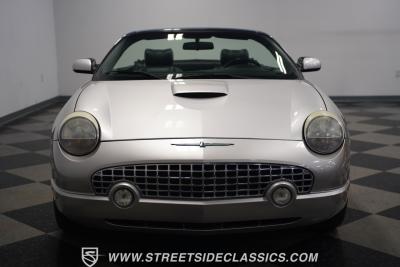 2004 Ford Thunderbird