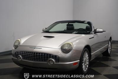 2004 Ford Thunderbird