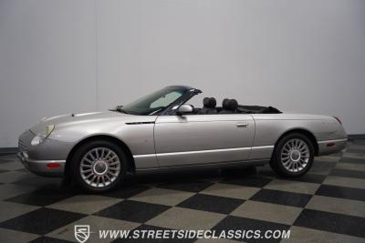 2004 Ford Thunderbird