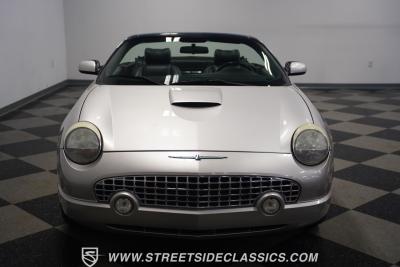 2004 Ford Thunderbird
