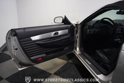 2004 Ford Thunderbird