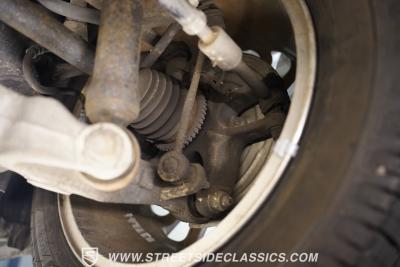 2004 Ford Thunderbird