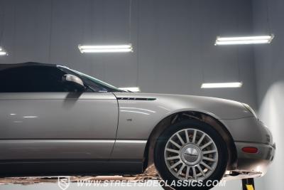 2004 Ford Thunderbird