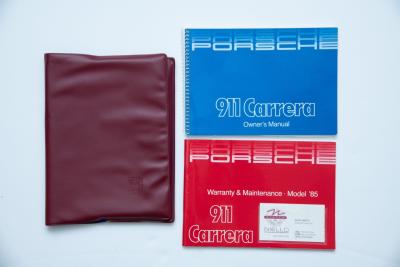 1985 Porsche 911 Carrera  1985 Porsche 911 Carrera
